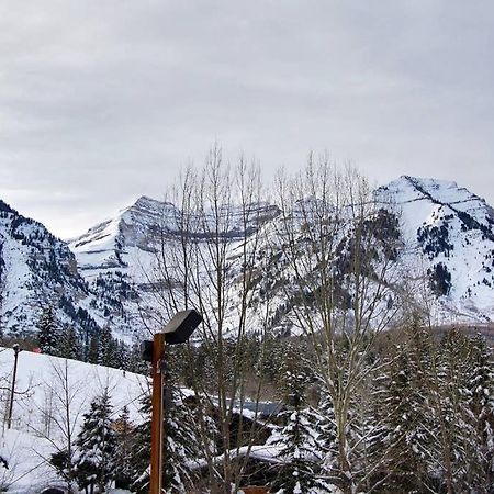Log Cabin On The Stream Sundance, Utah エクステリア 写真
