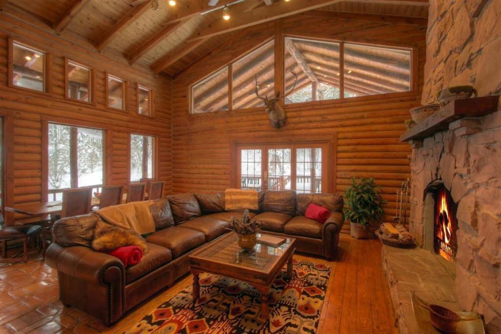 Log Cabin On The Stream Sundance, Utah エクステリア 写真