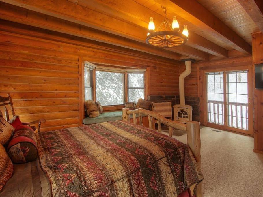 Log Cabin On The Stream Sundance, Utah エクステリア 写真