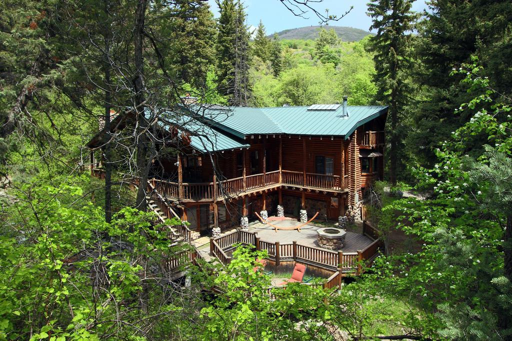 Log Cabin On The Stream Sundance, Utah エクステリア 写真